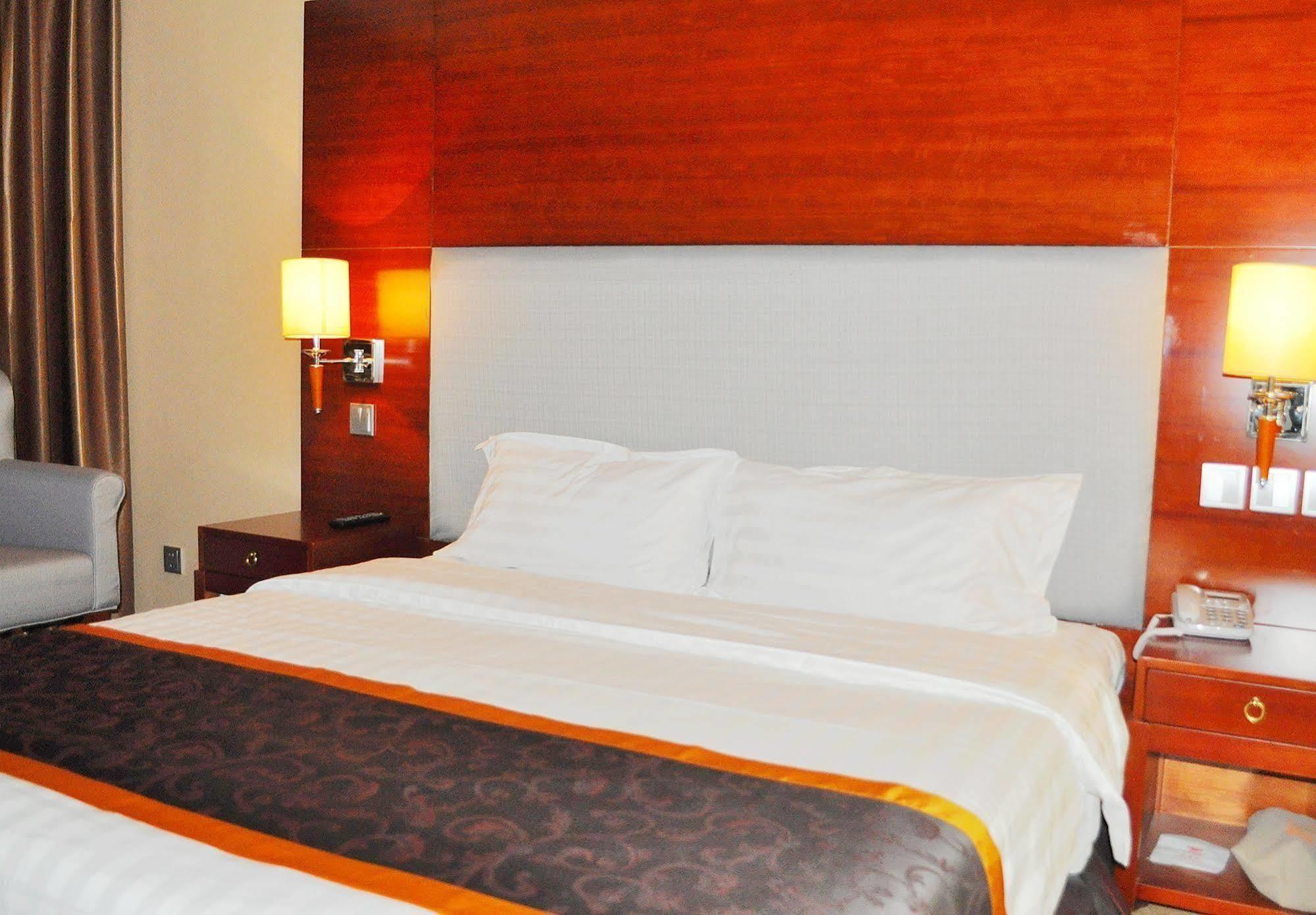 Changchun Jilin Ya Tai Hotel Extérieur photo